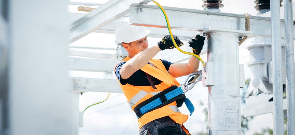 Image of engineer wearing hi-vis